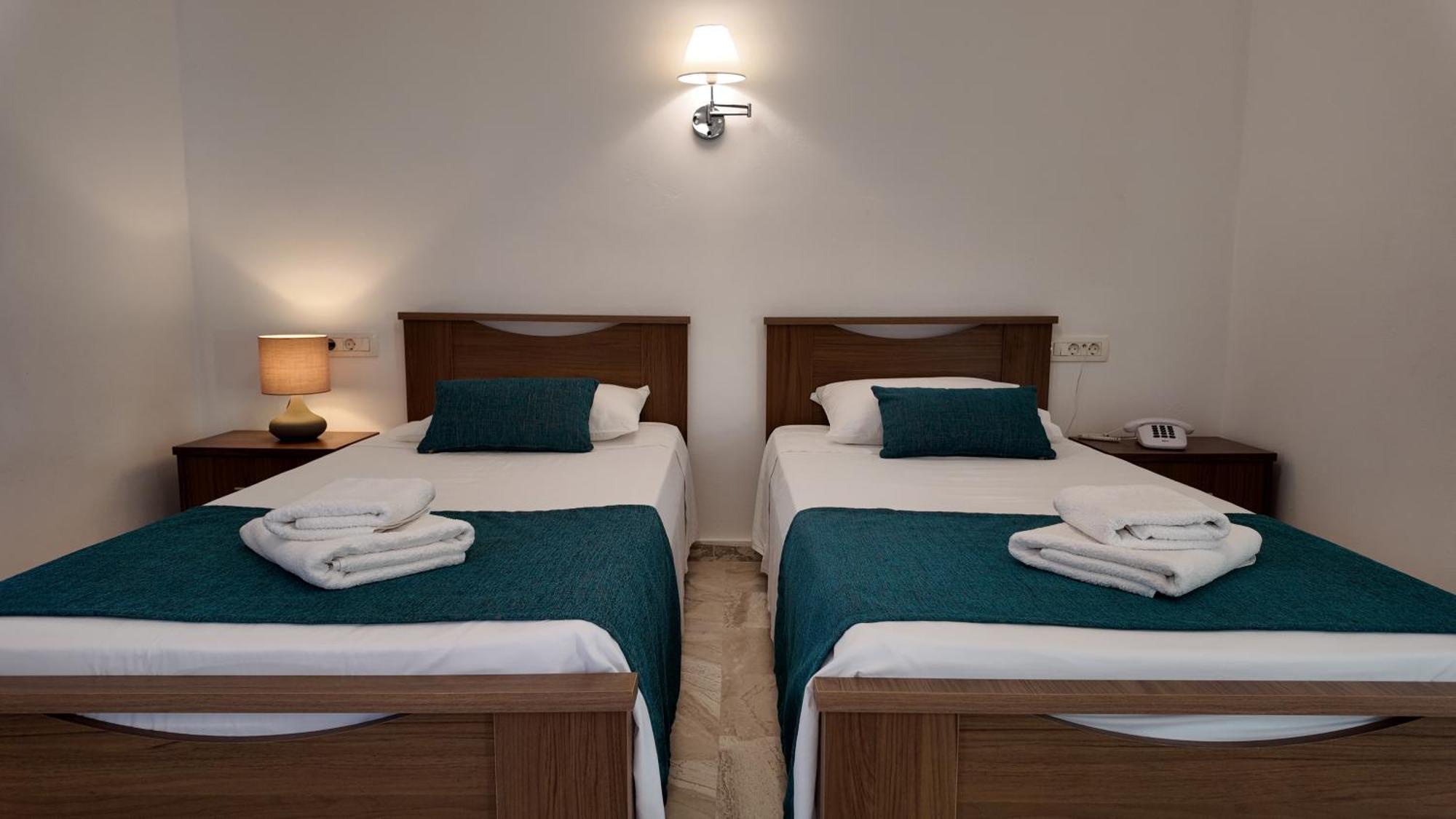 Hotel Marybill Perissa  Ngoại thất bức ảnh